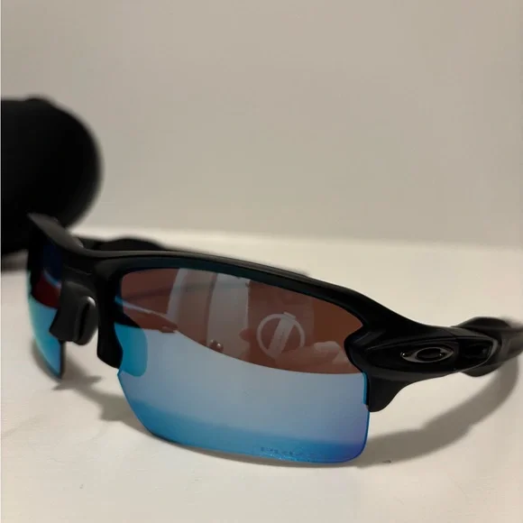 Oakley Flak Jacket 2.0 XL with Deep Water Prizm Lenses - Picture 3 of 8
